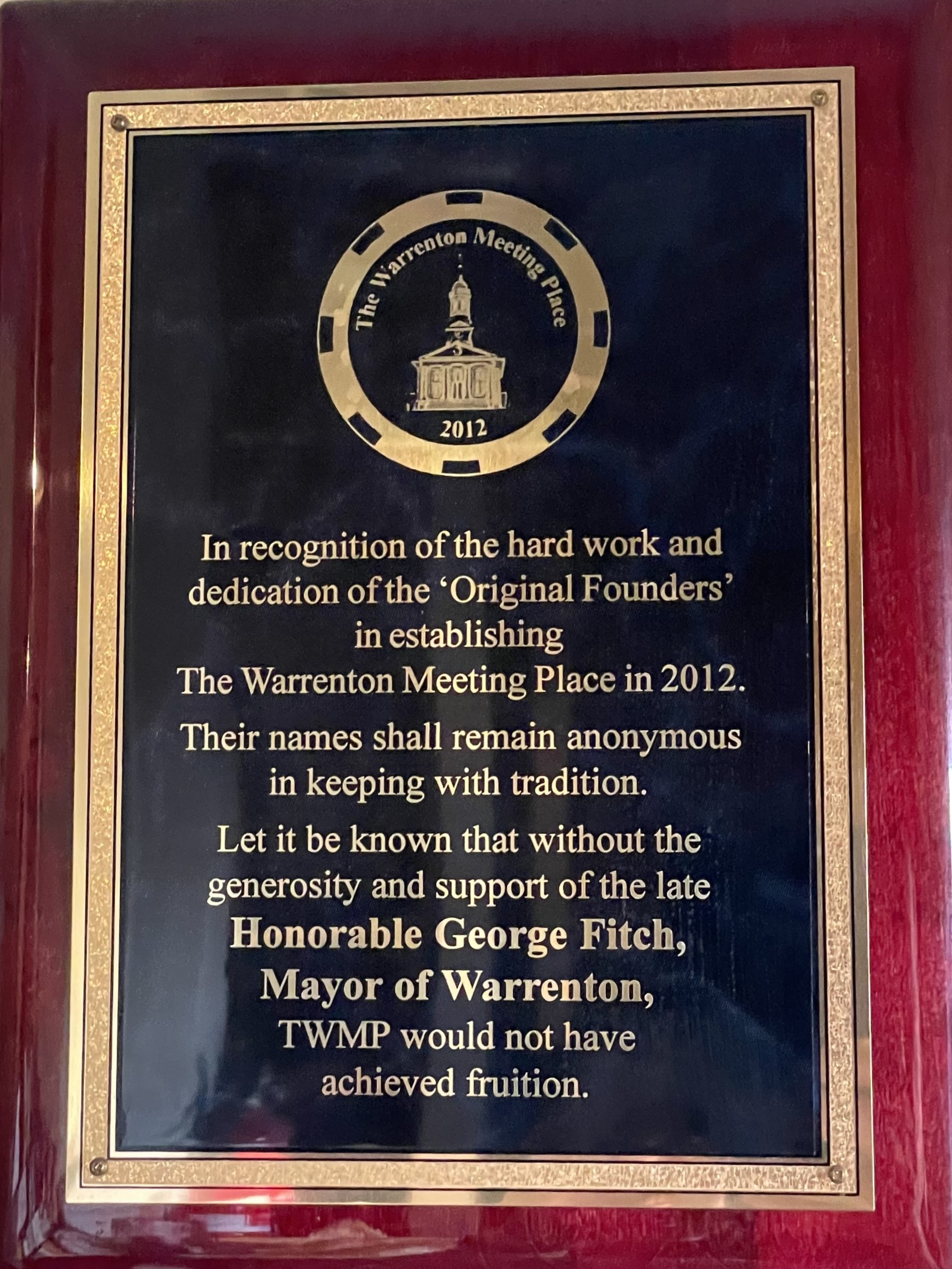 Plaque dedicated to the anonymous Board of Directors and the Mayor of Warrenton